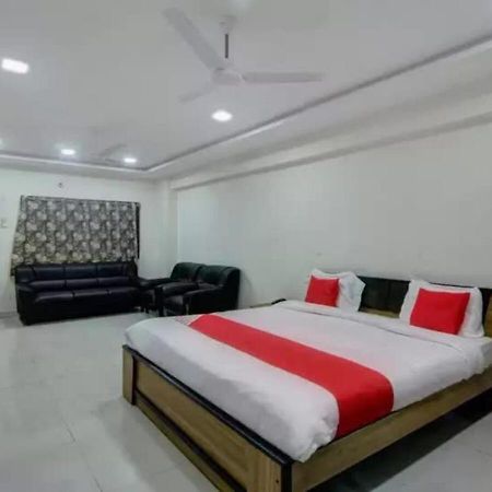 Raichur Hotel Santoshi Hometel المظهر الخارجي الصورة