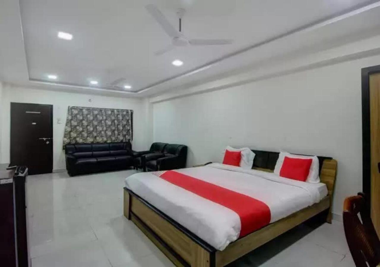Raichur Hotel Santoshi Hometel المظهر الخارجي الصورة