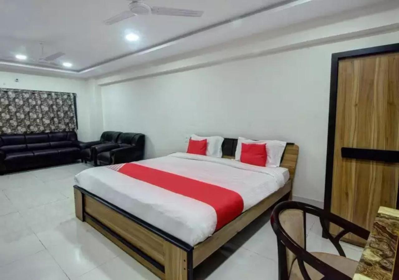 Raichur Hotel Santoshi Hometel المظهر الخارجي الصورة