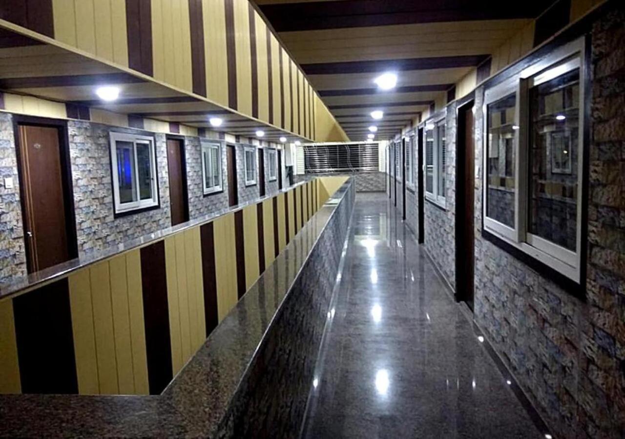 Raichur Hotel Santoshi Hometel المظهر الخارجي الصورة